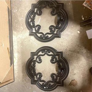 Black and gold candle holder decor